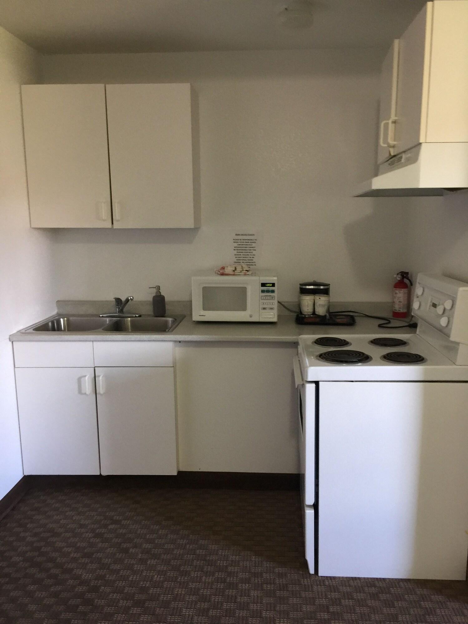 Hotel Super 8 By Wyndham 3*