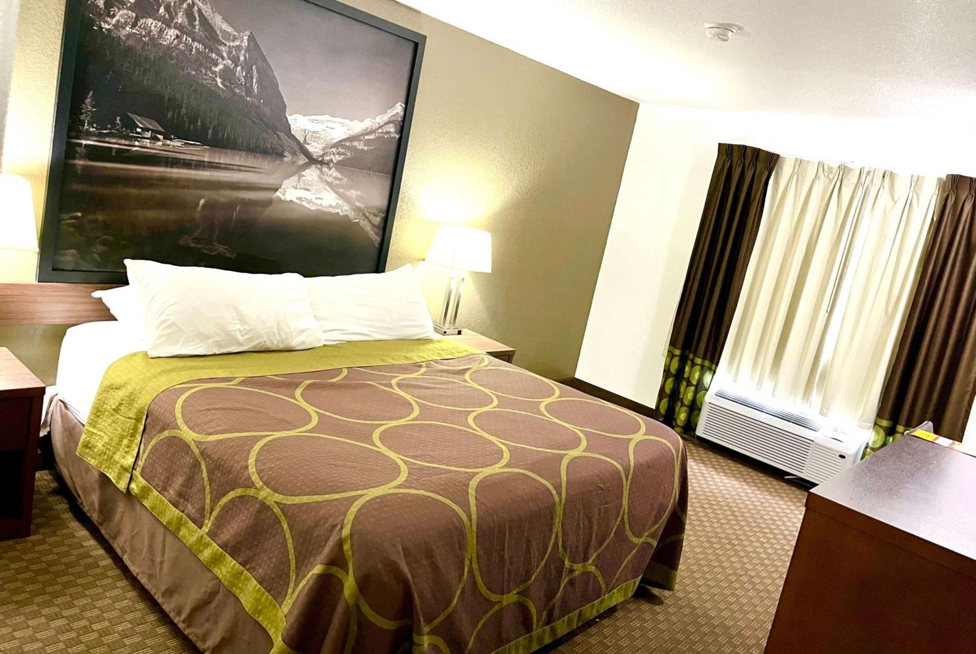 Super 8 By Wyndham